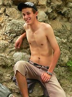 Sexy Twink posing nude for you